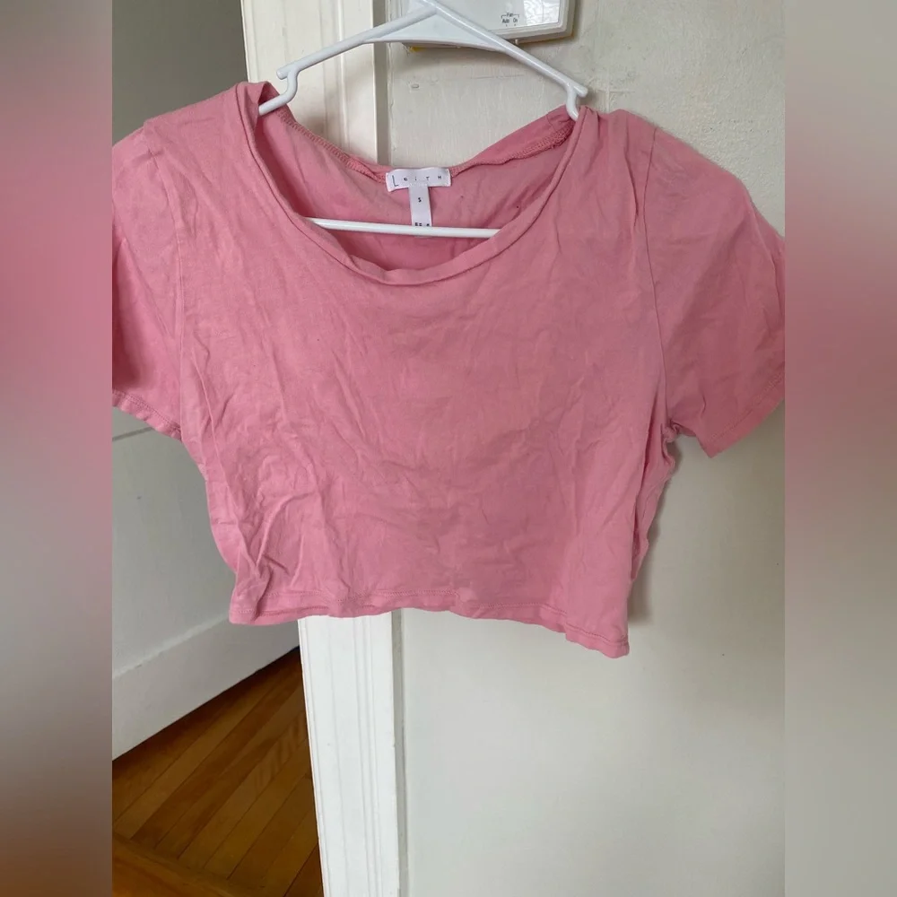 Pink tee - Picture 1 of 2